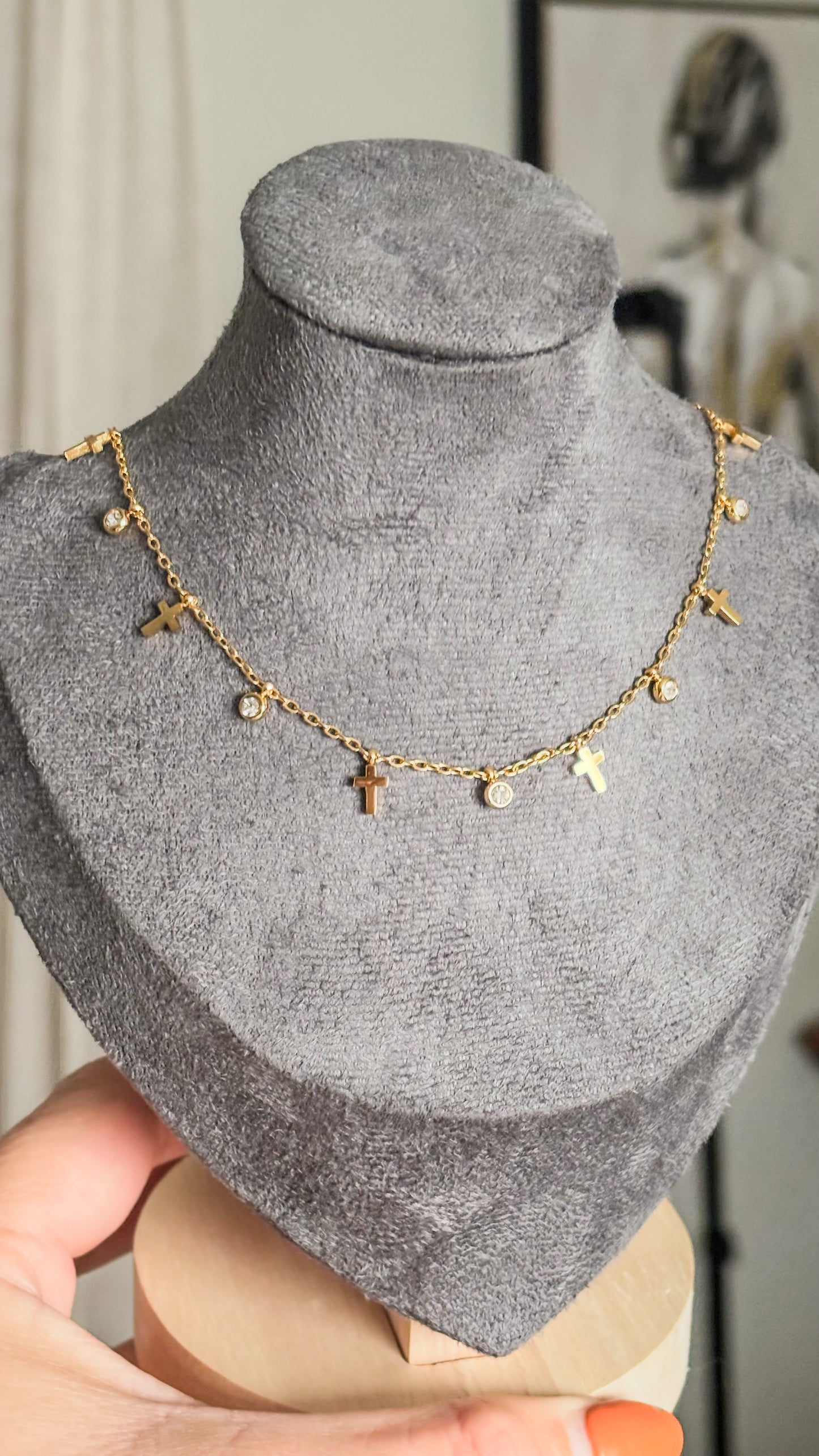 "De la Cruz a la Vida" Necklace