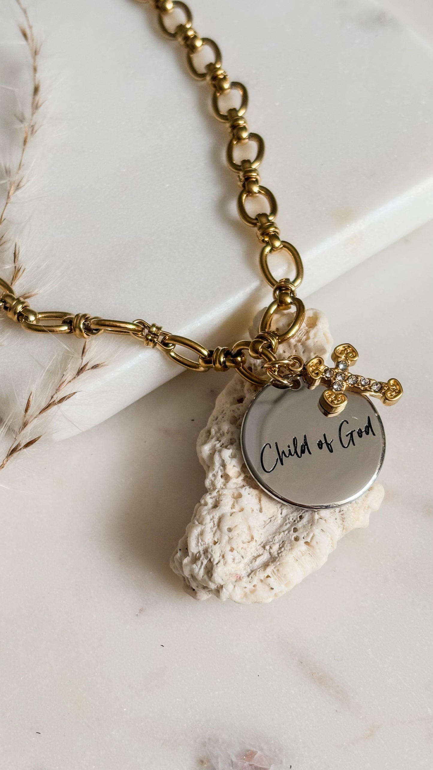 Hija De Dios Necklace