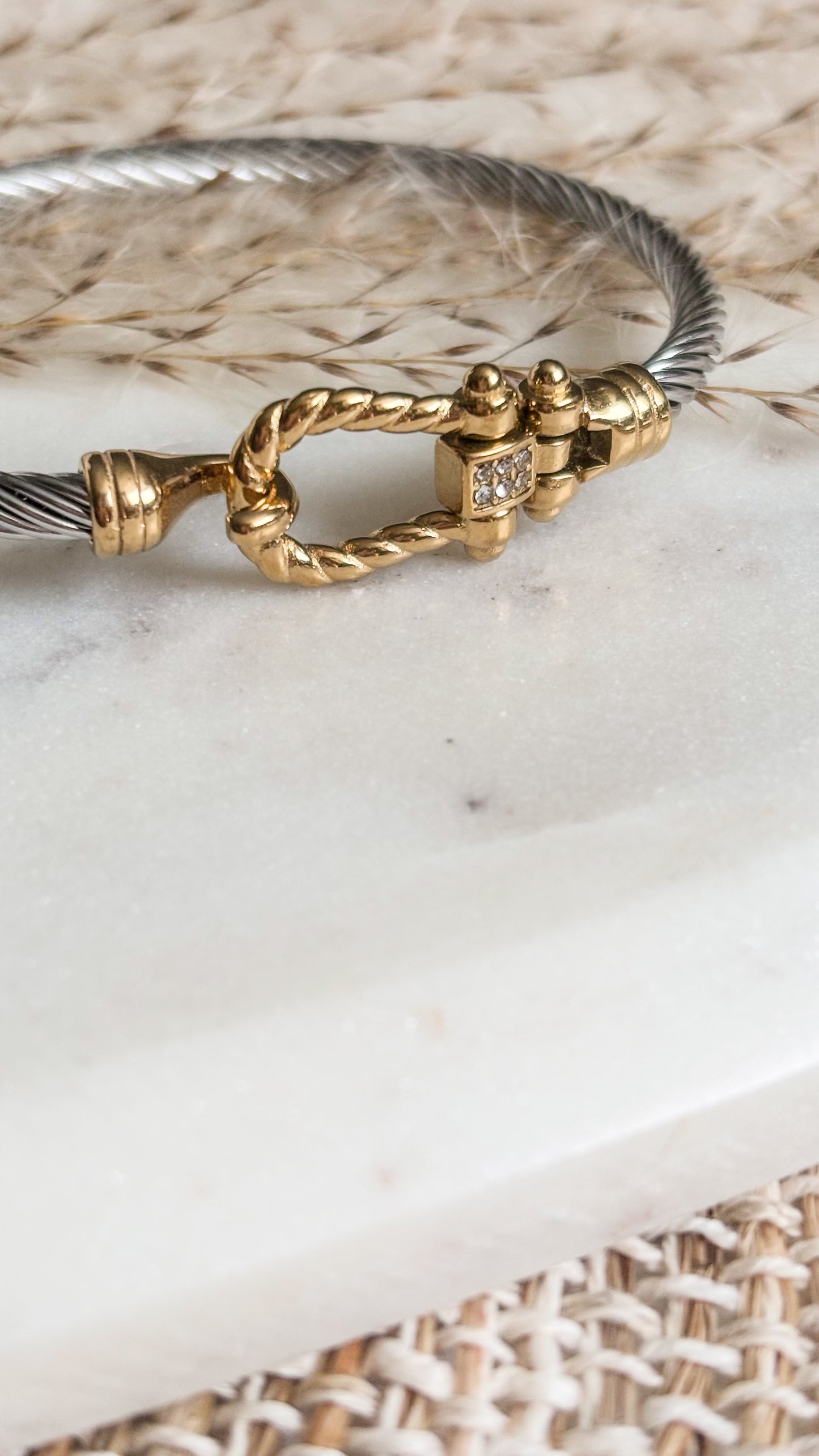 Bicolor Aura Bangle