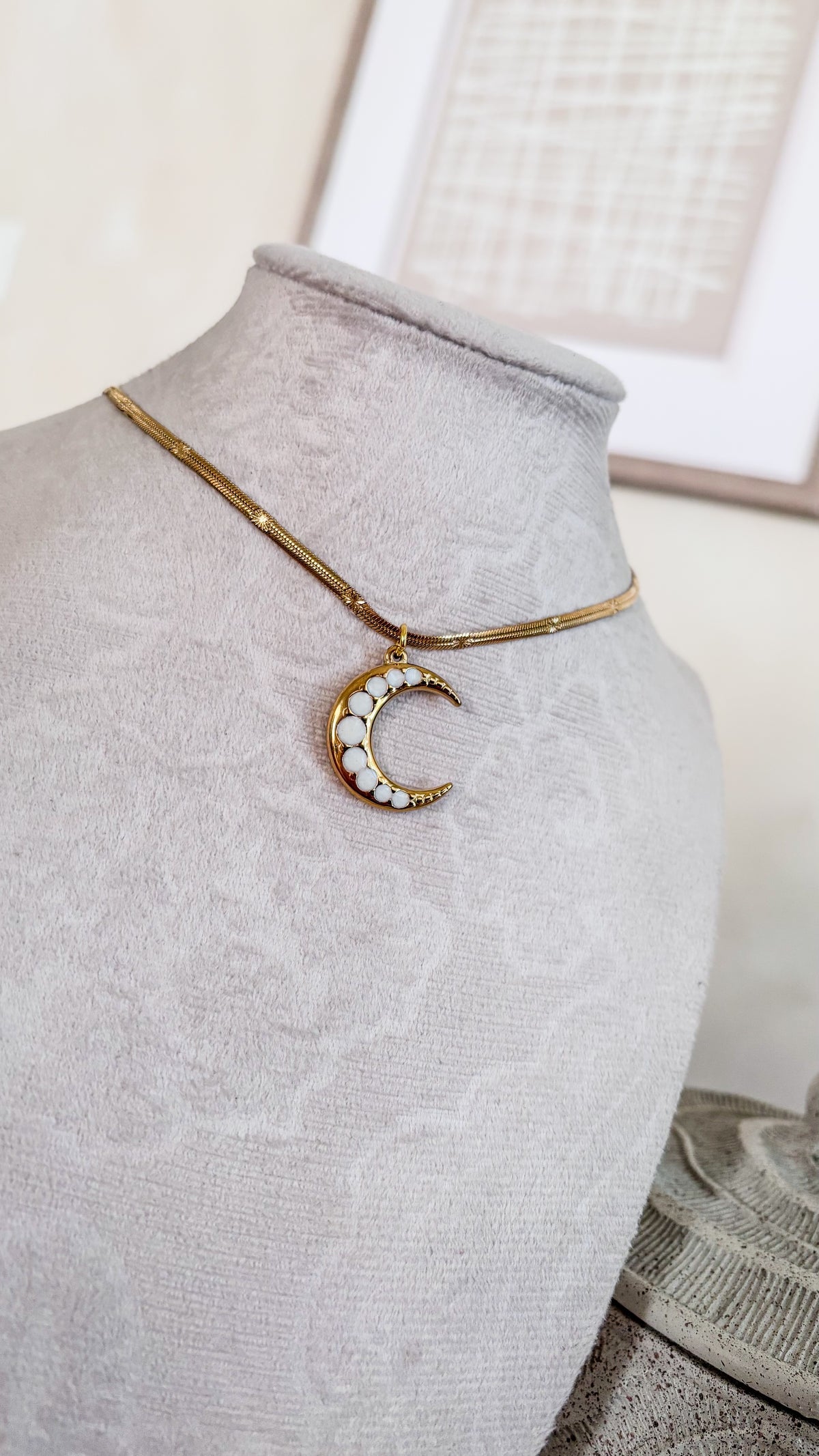 Luna Enamel Necklace 🌙