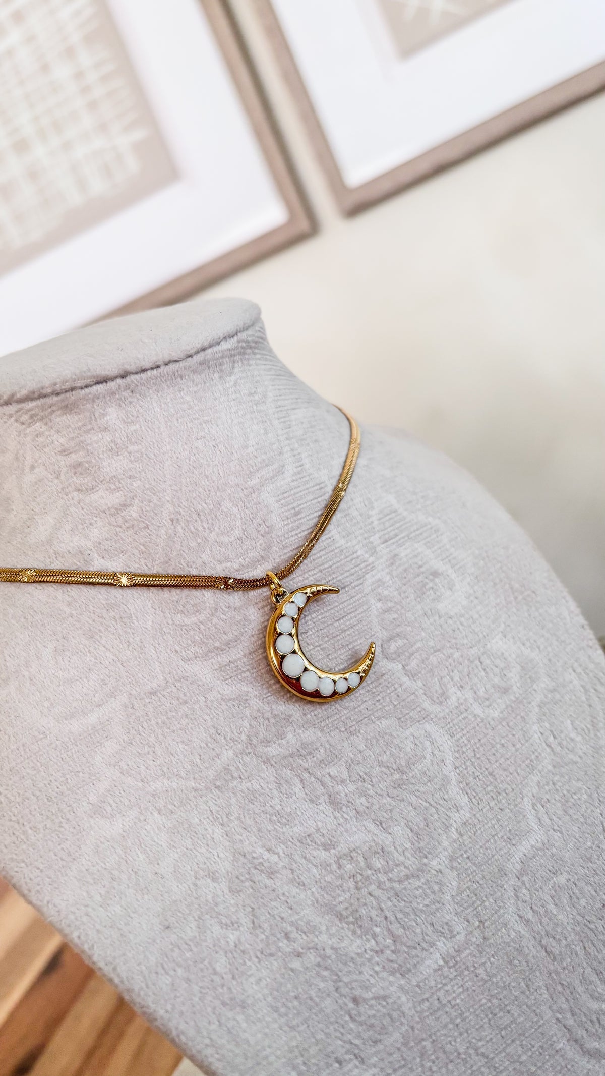 Luna Enamel Necklace 🌙