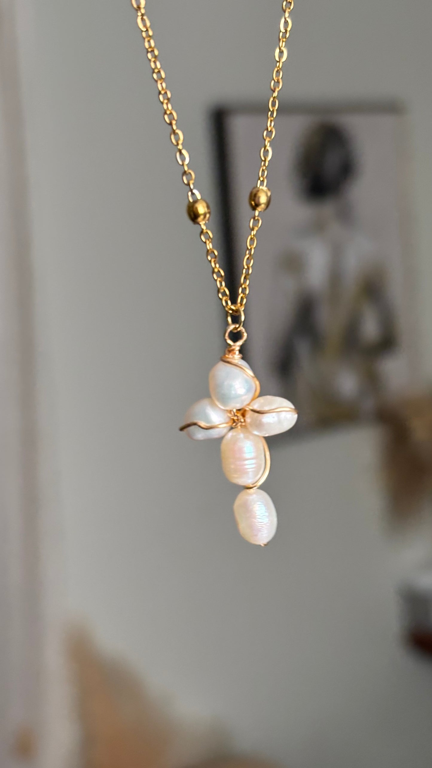 Perlas Preciosas Necklace