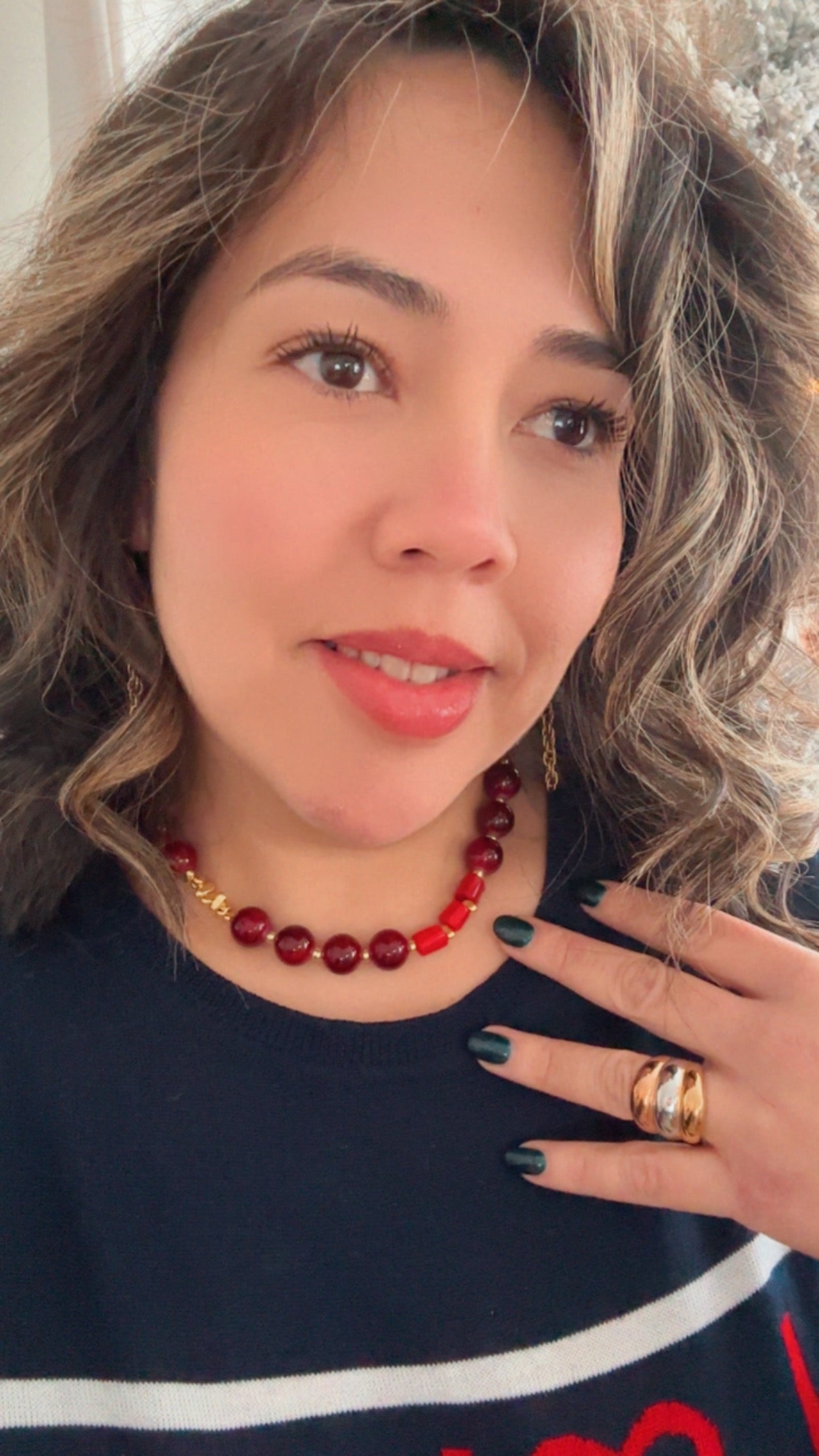 💎 Christmas Crystals Necklace — Holiday Edition