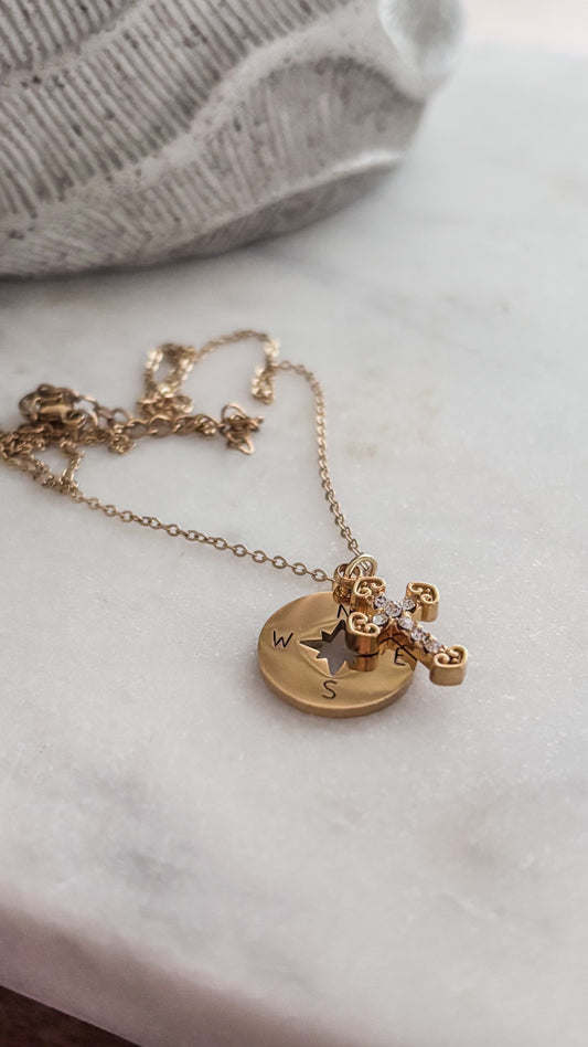 Dios mi Guía Necklace