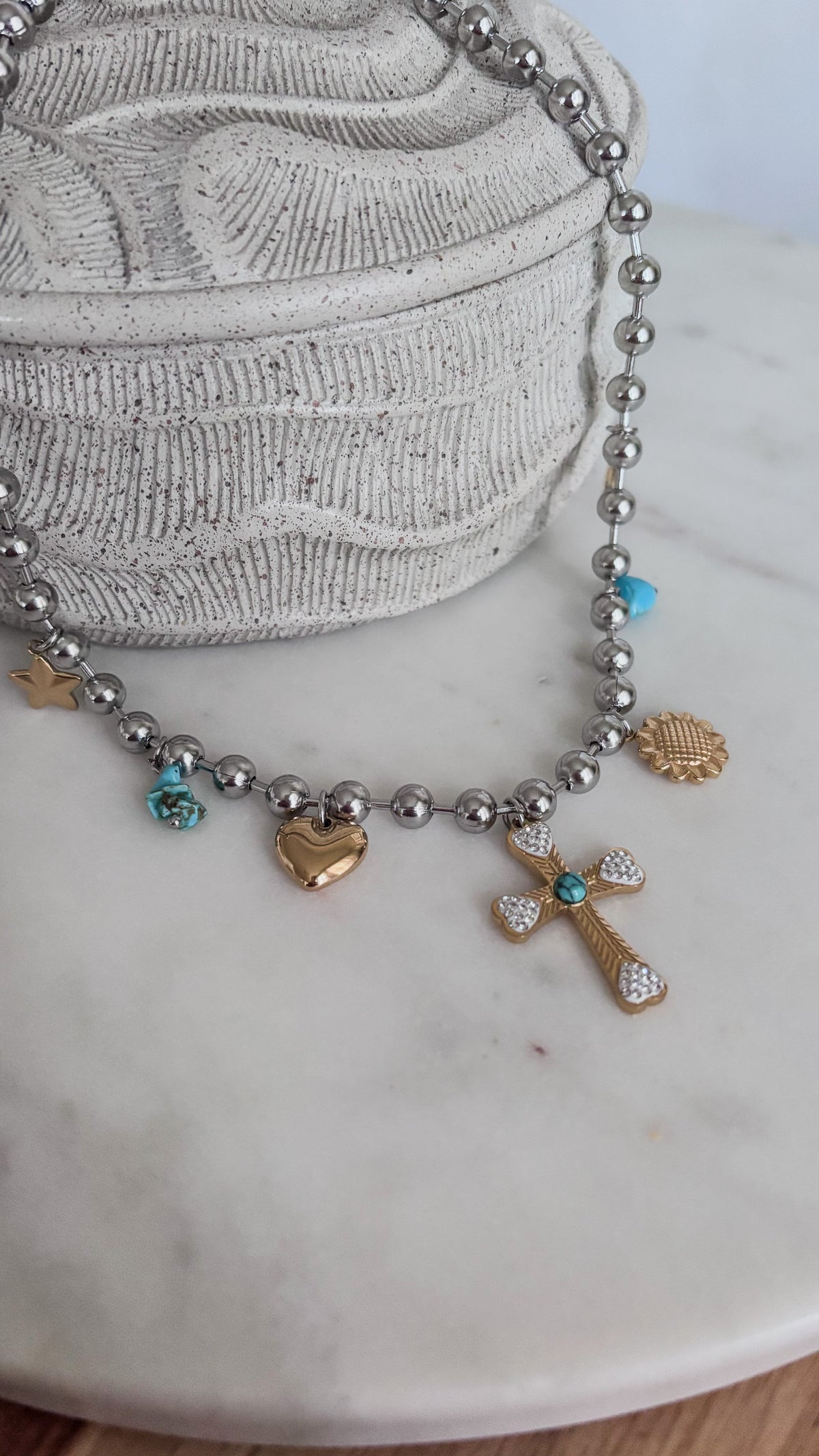 Mi Fé Necklace