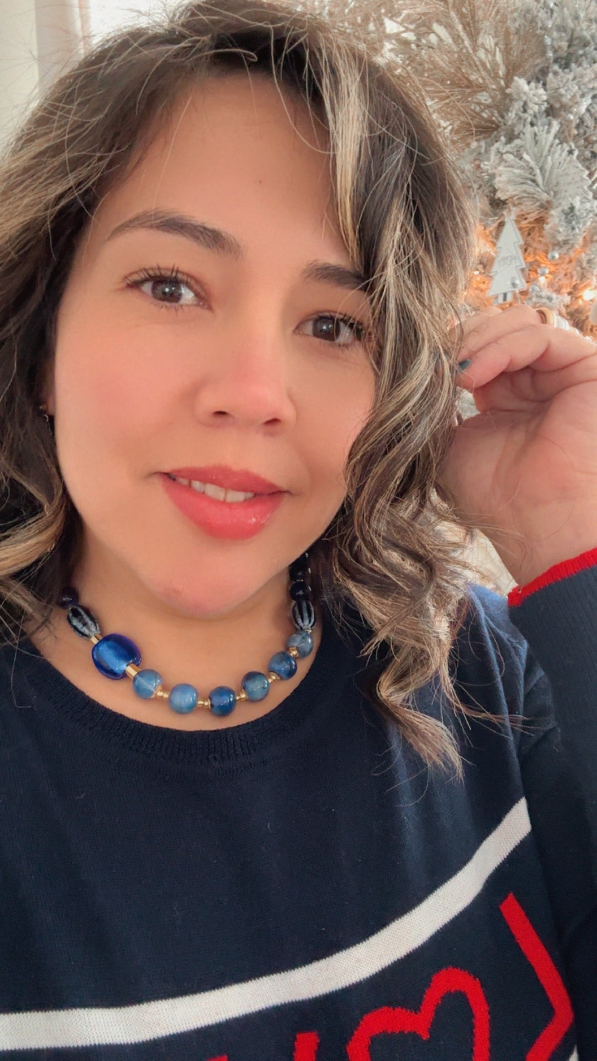 💎 Christmas Crystals Necklace — Holiday Edition