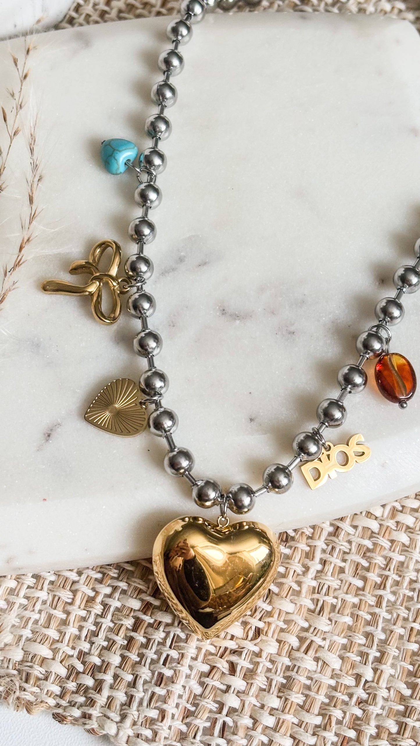 Amor Guiado Necklace