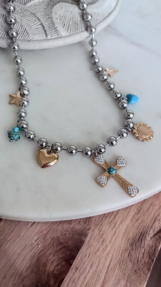 Mi Fé Necklace