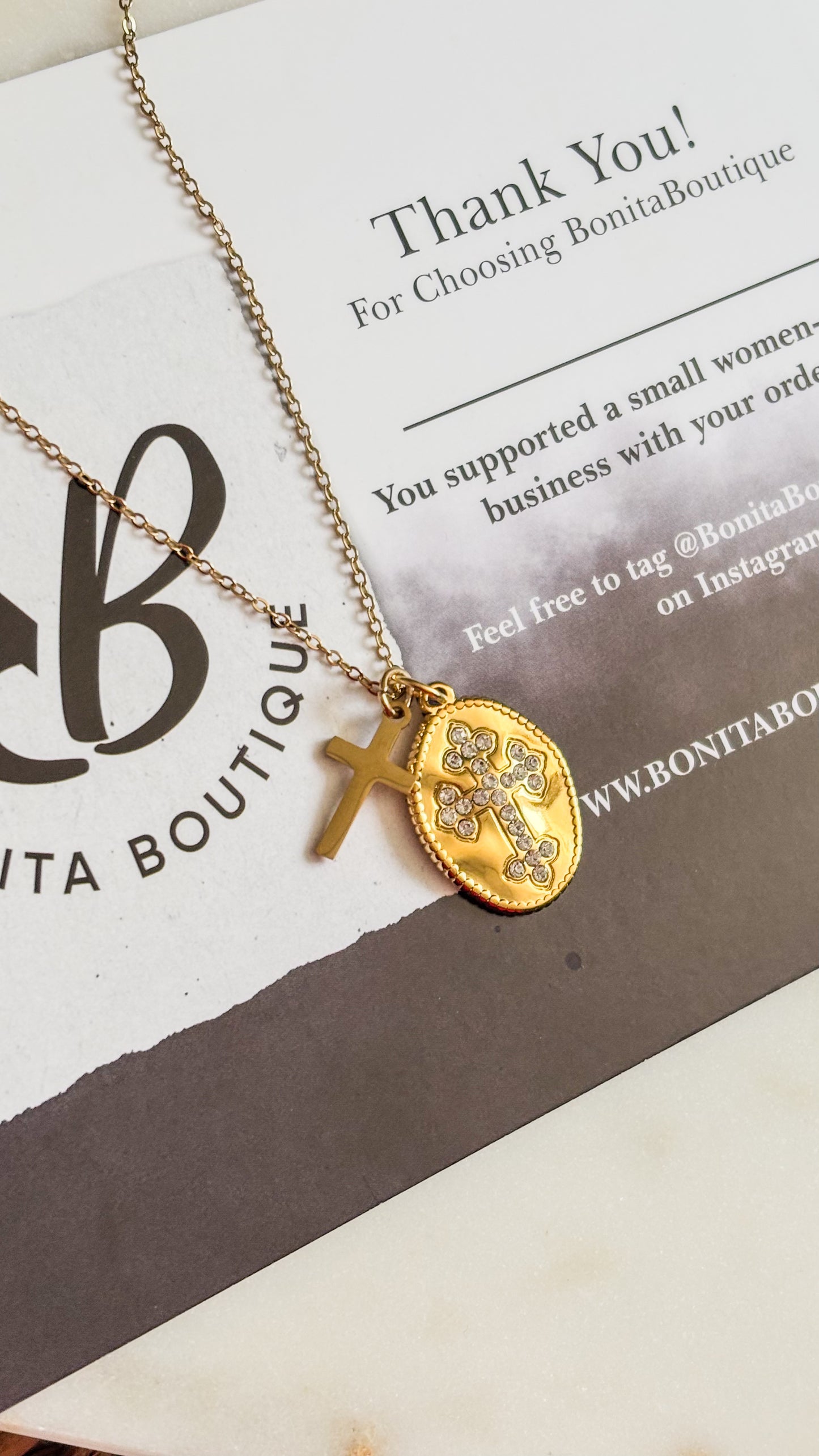 Cruz Redentora Necklace