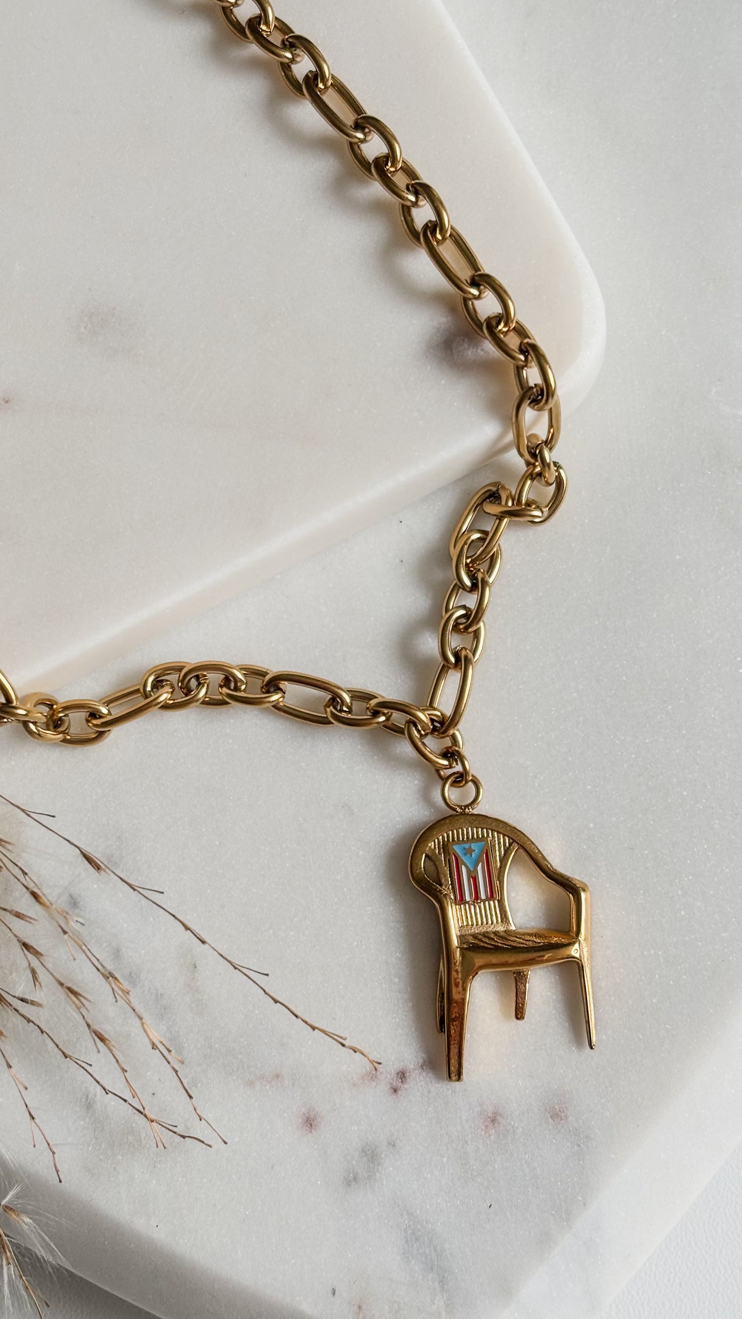 Pura Esencia Necklace