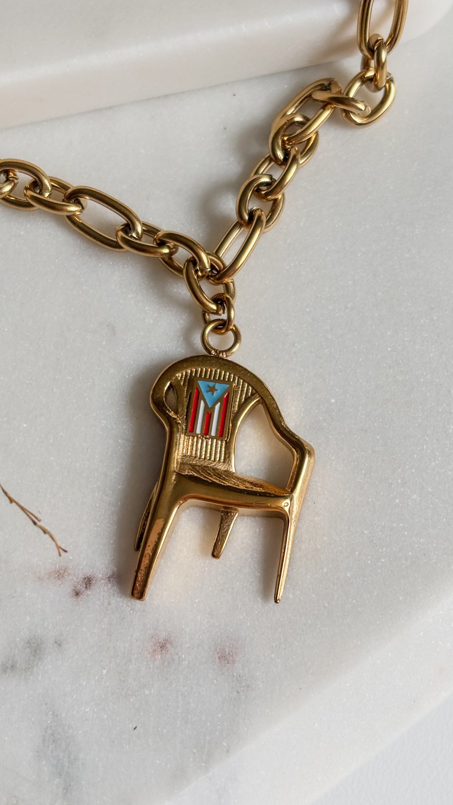 Pura Esencia Necklace