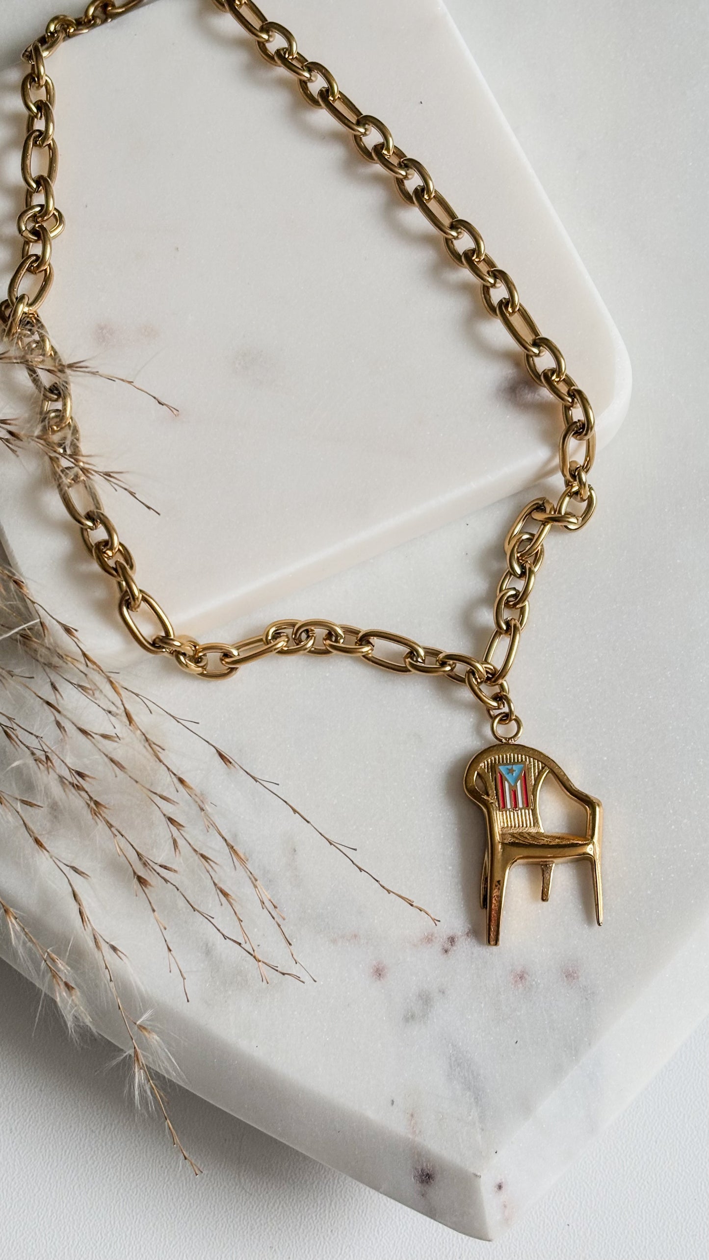 Pura Esencia Necklace