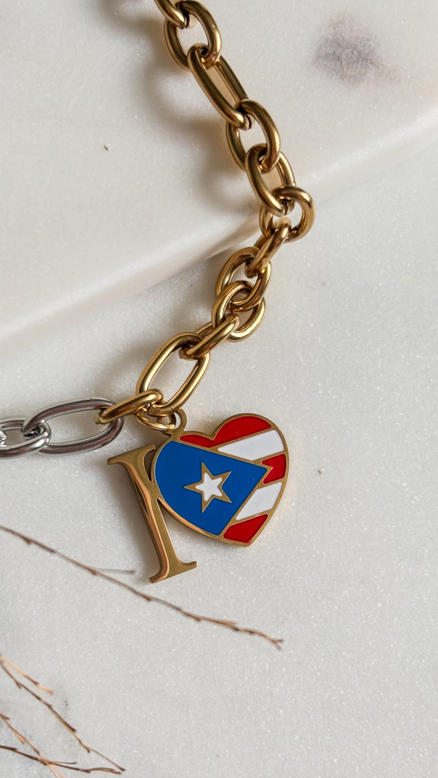 Isla Mía Necklace