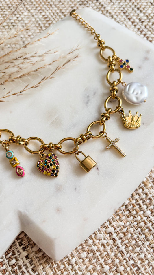 Guardada por su Amor Bracelet