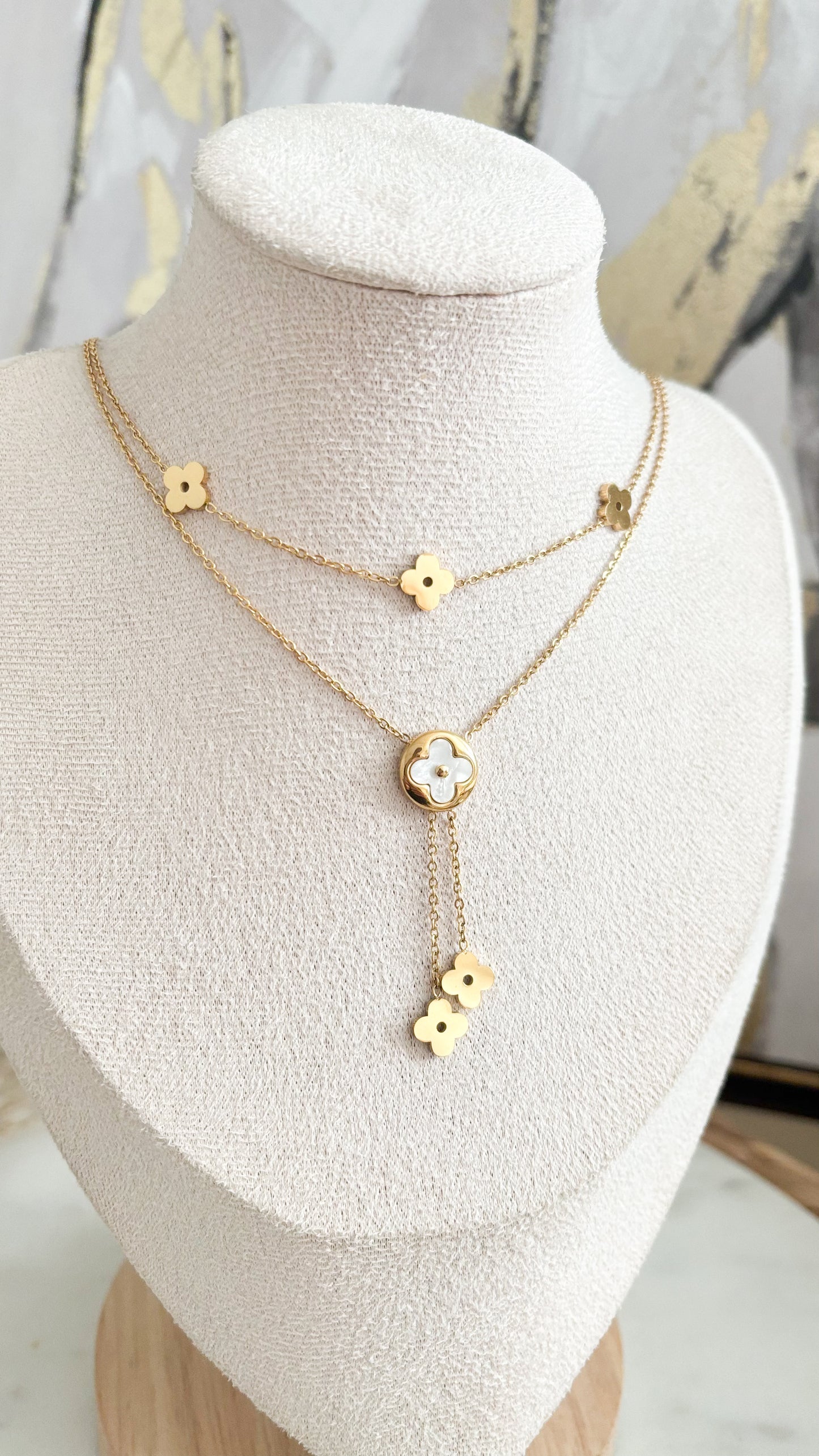 Mila Clover Necklace