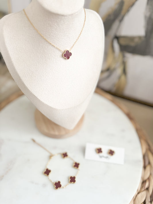 Burgundy Clover Set