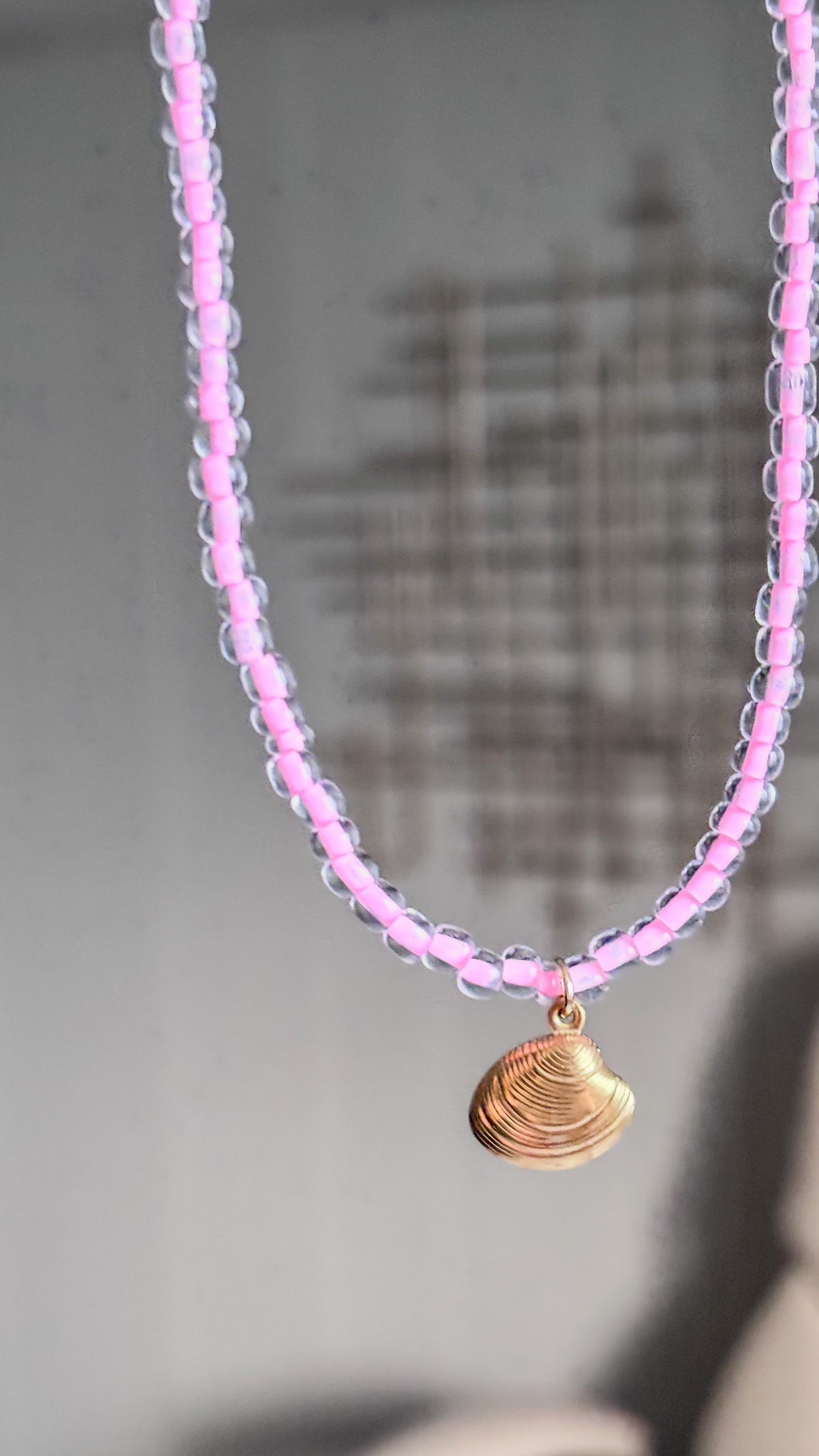 Almeja Neckace