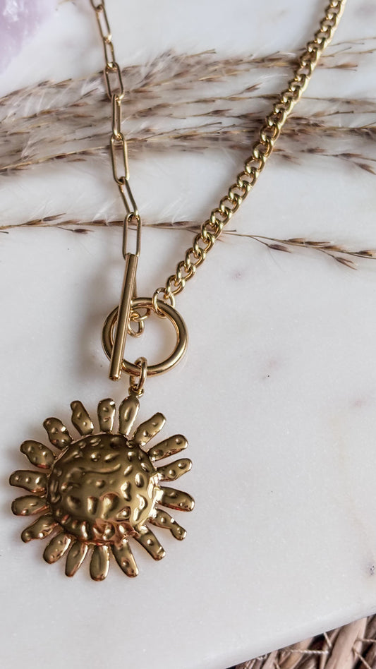 Solei Necklace