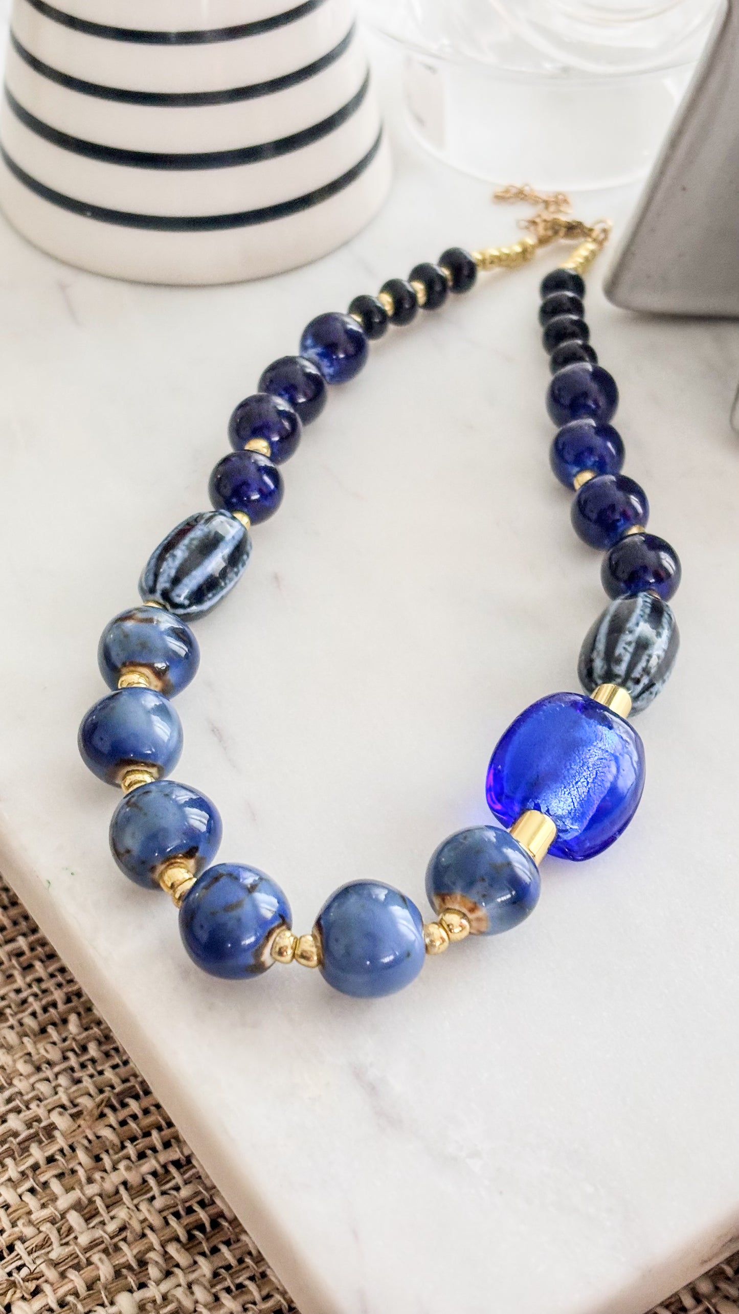 💎 Christmas Crystals Necklace — Holiday Edition