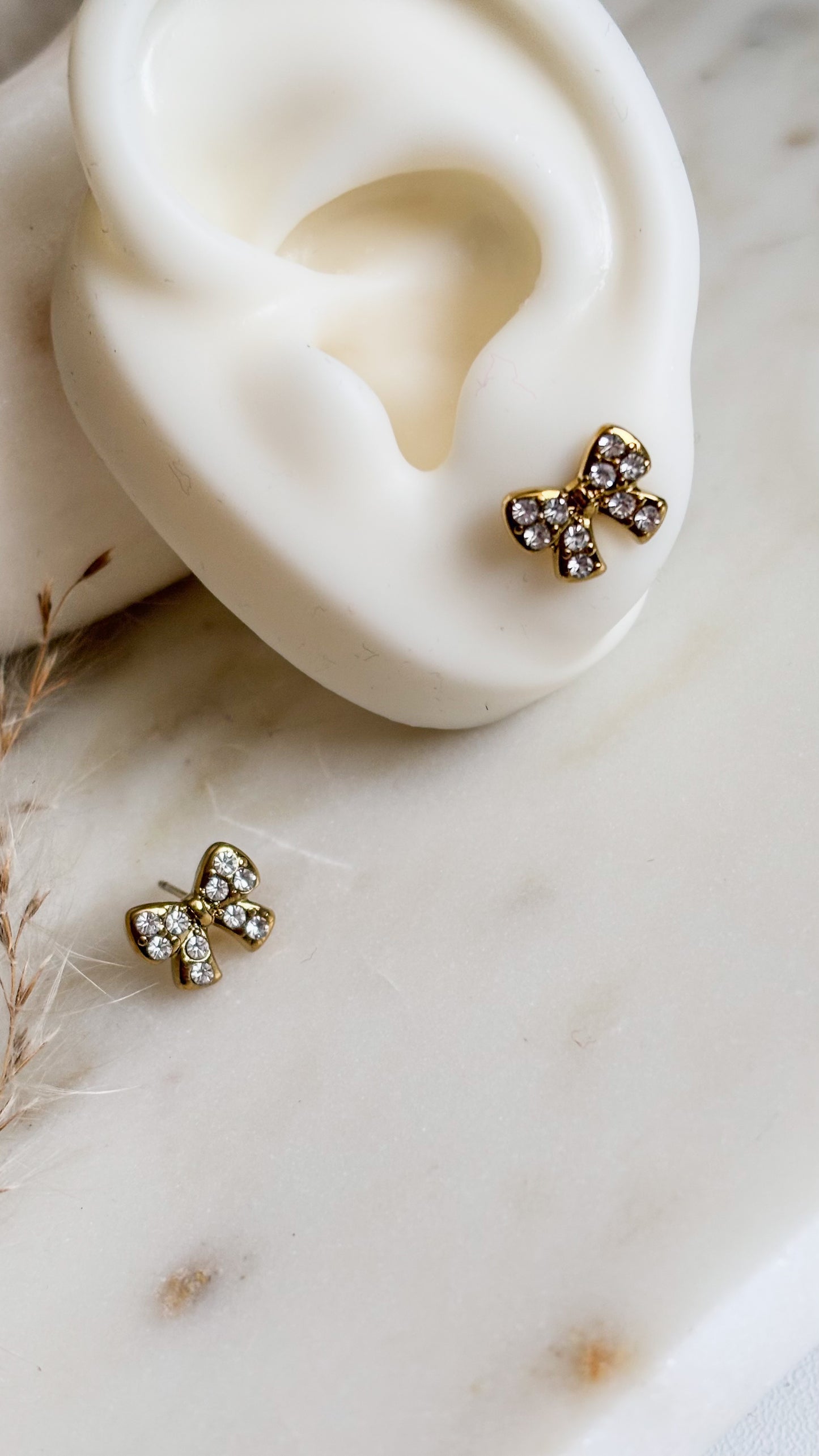 Bow Studs