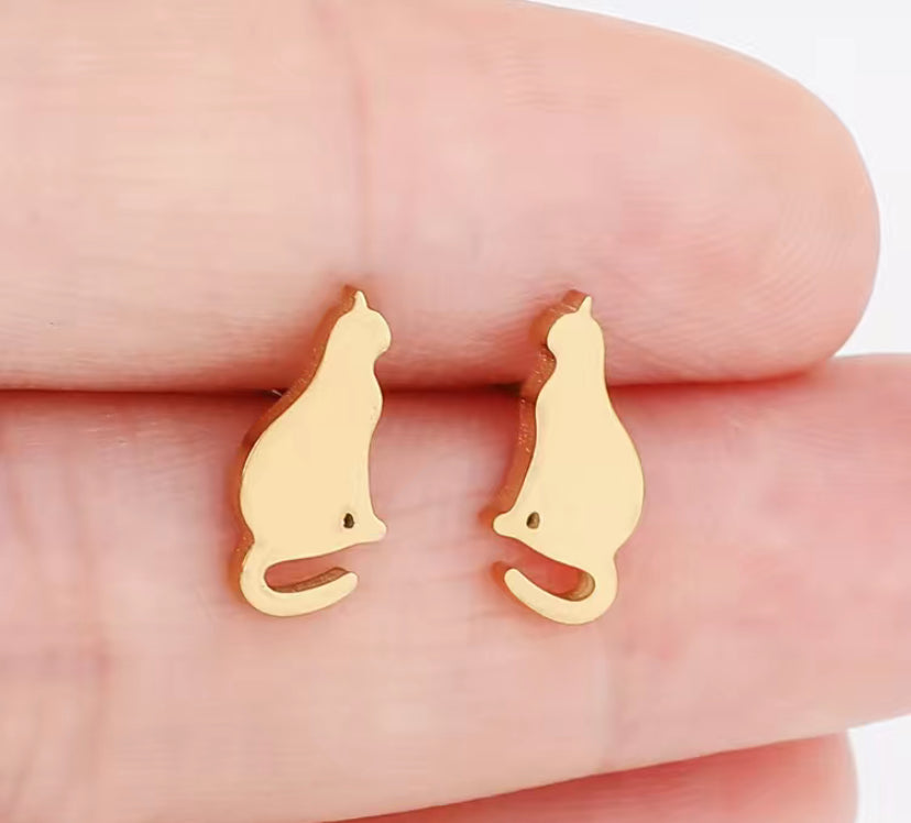 Cat Studs