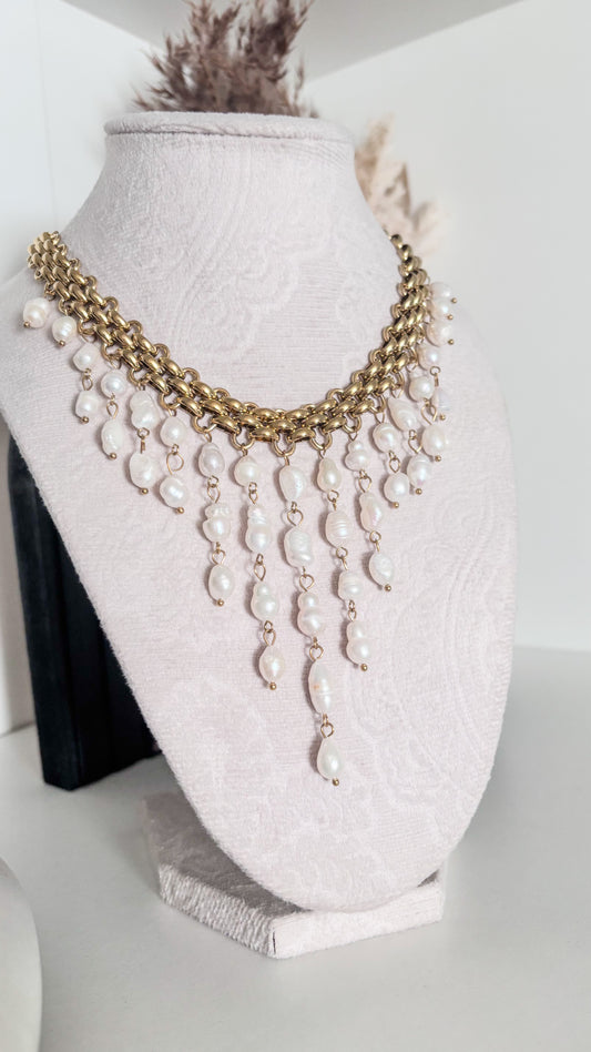 Perlada Necklace