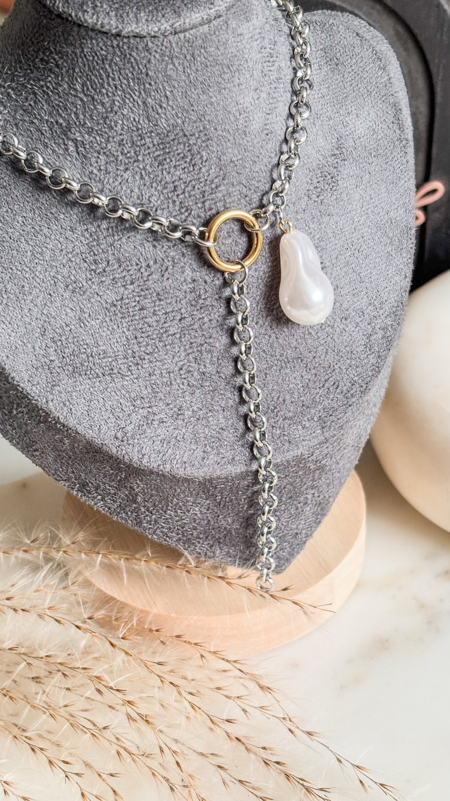 Auretta Silver Necklace