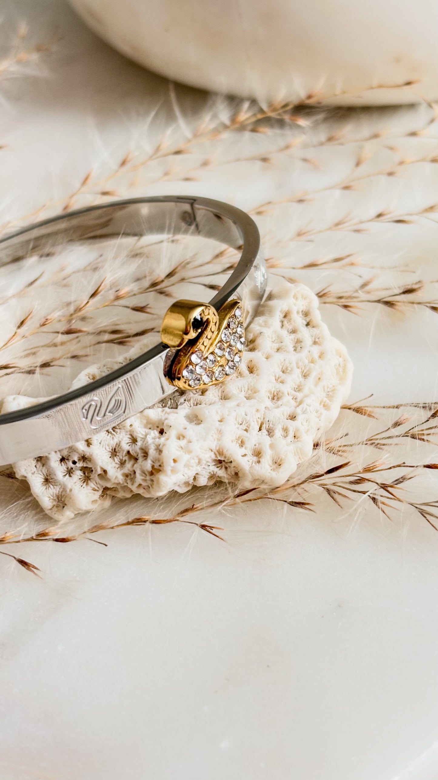 Cisne Bangle