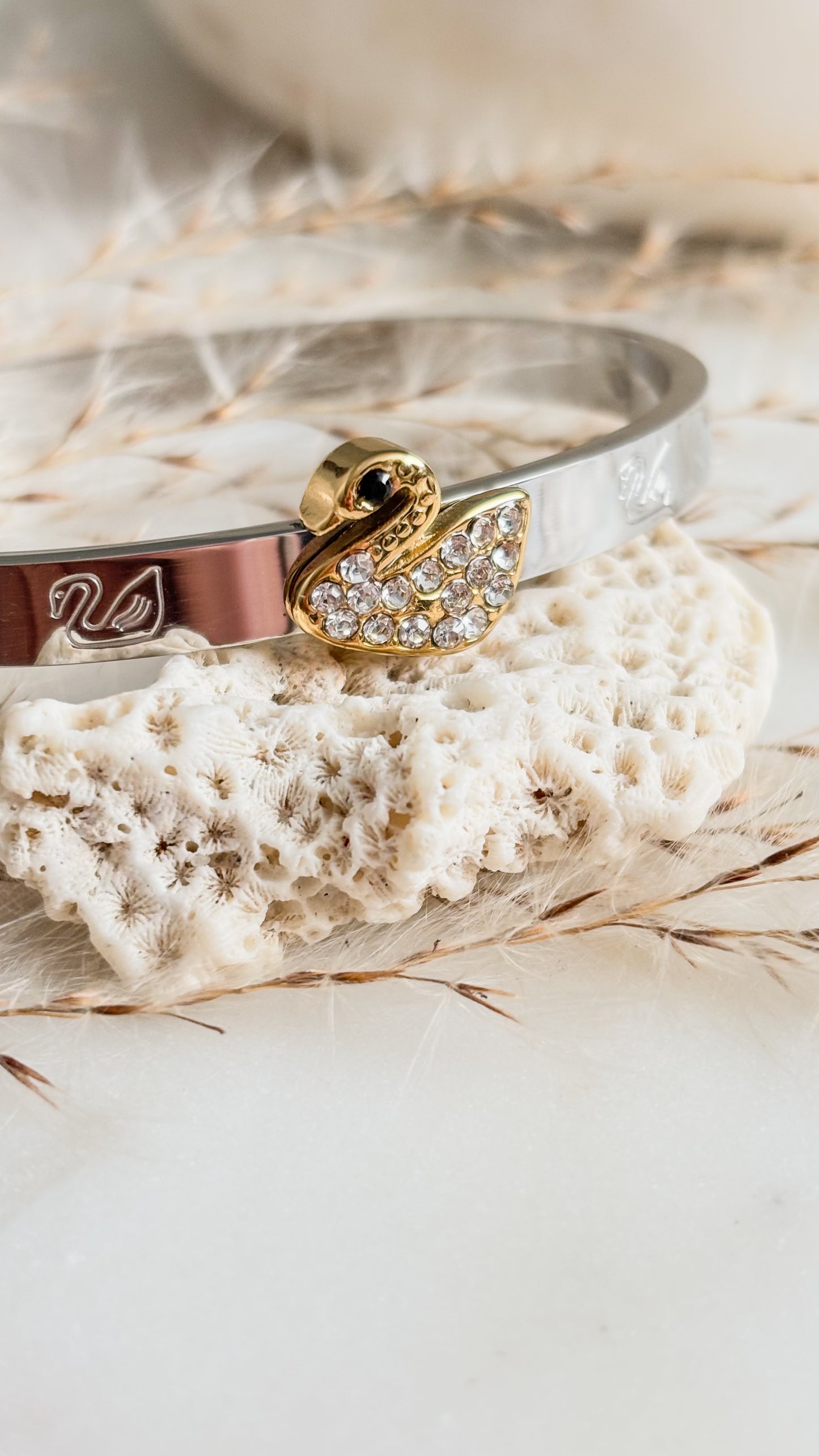 Cisne Bangle