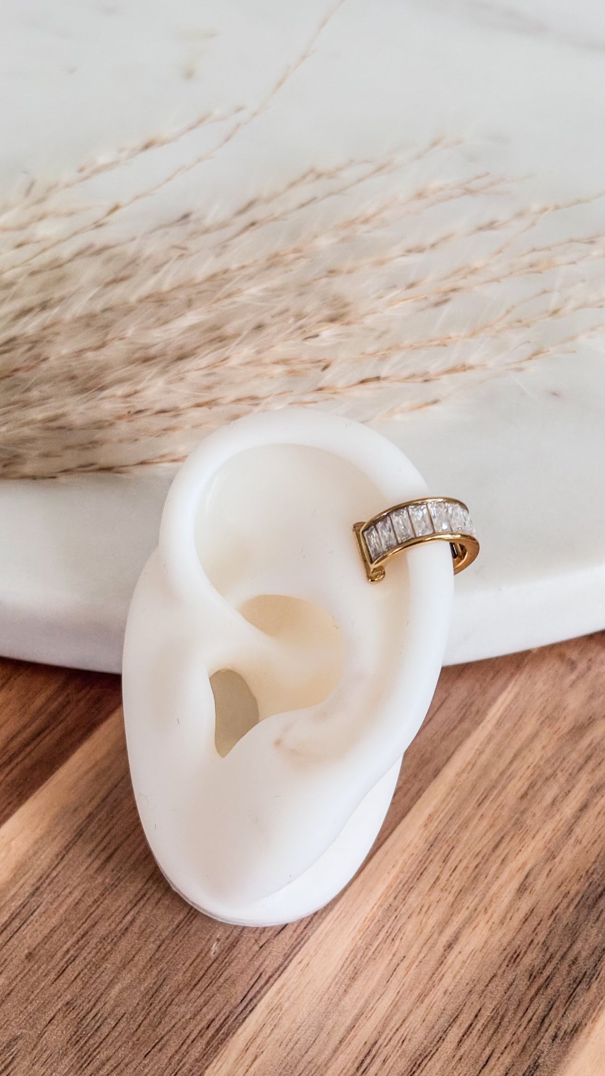 Zarel Earcuff