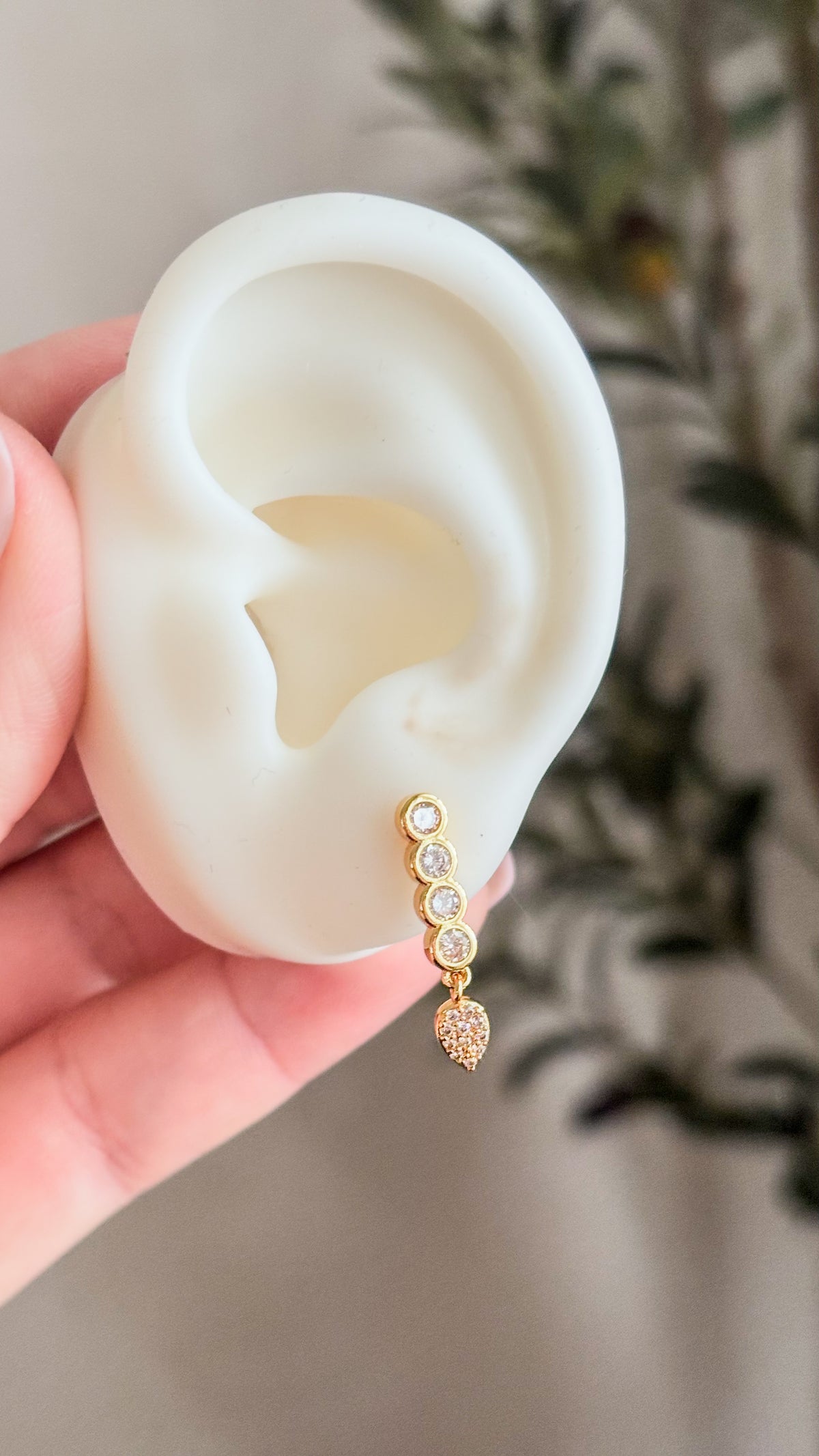 Luvia Earrings