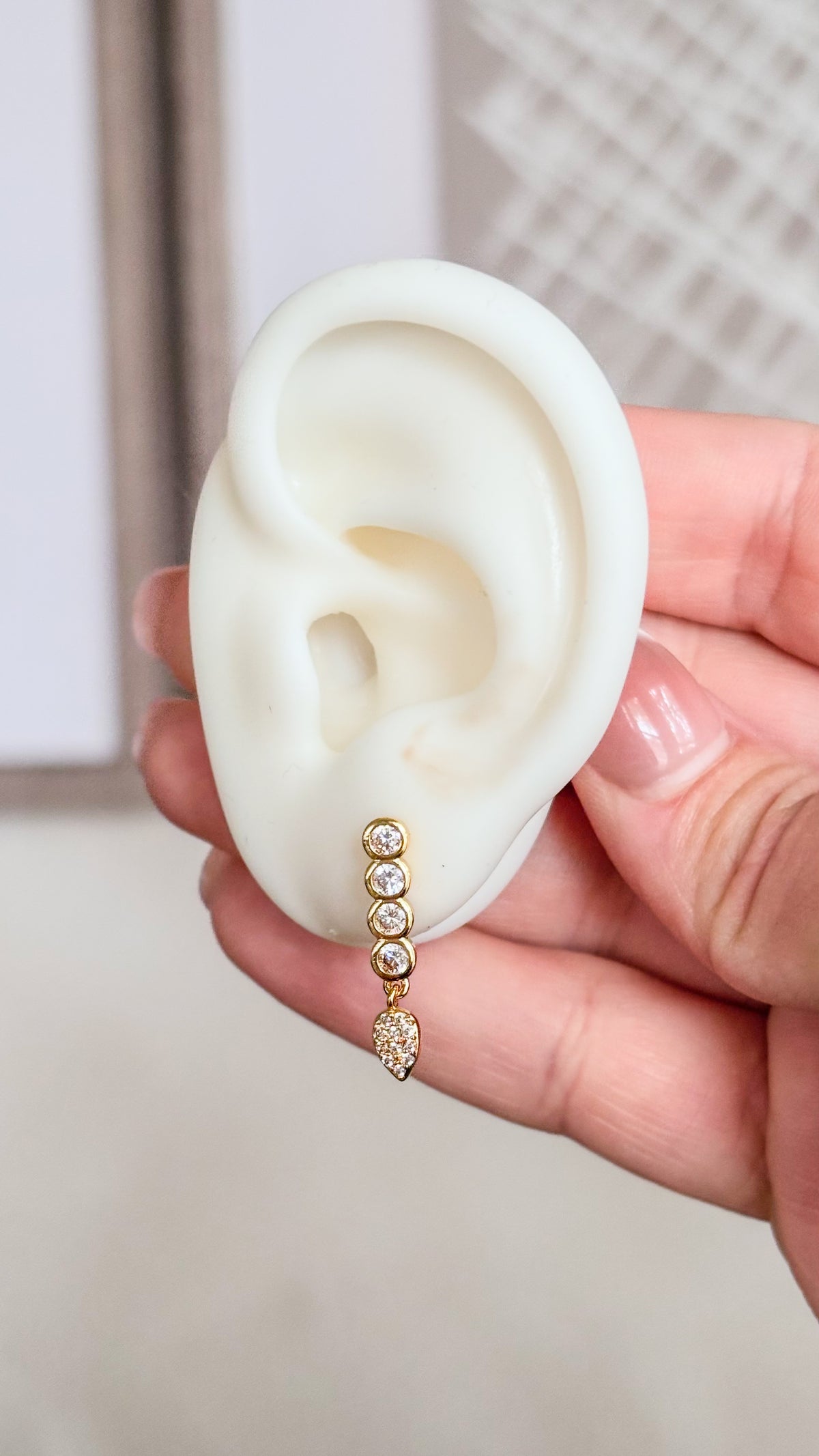 Luvia Earrings