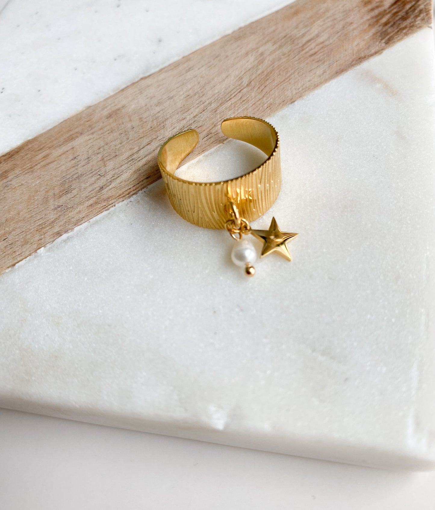 Star Gold Ring