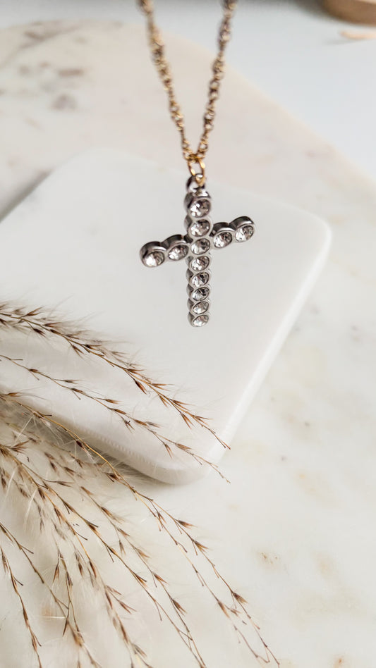 Cruz Luz Divina Silver Necklace