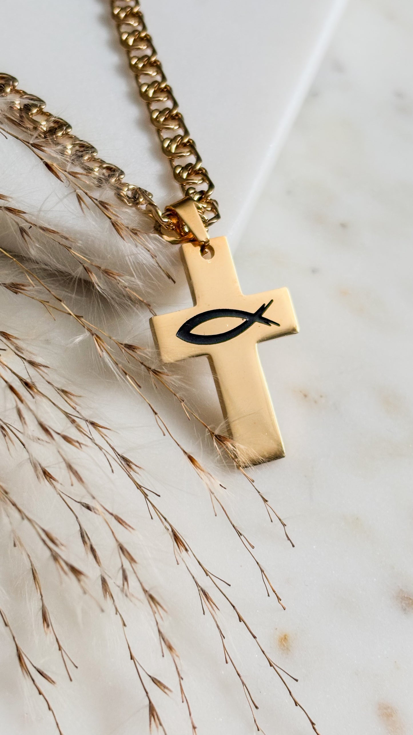 Unisex Cruz Redención Necklace