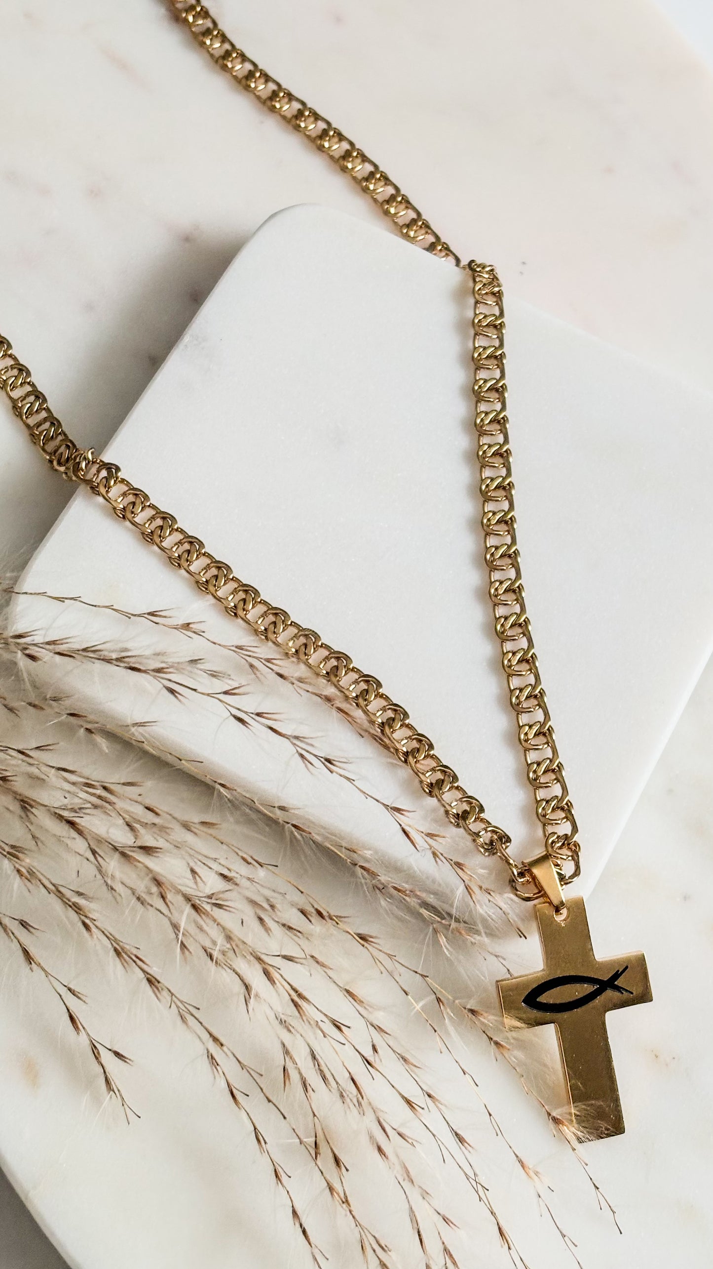 Unisex Cruz Redención Necklace