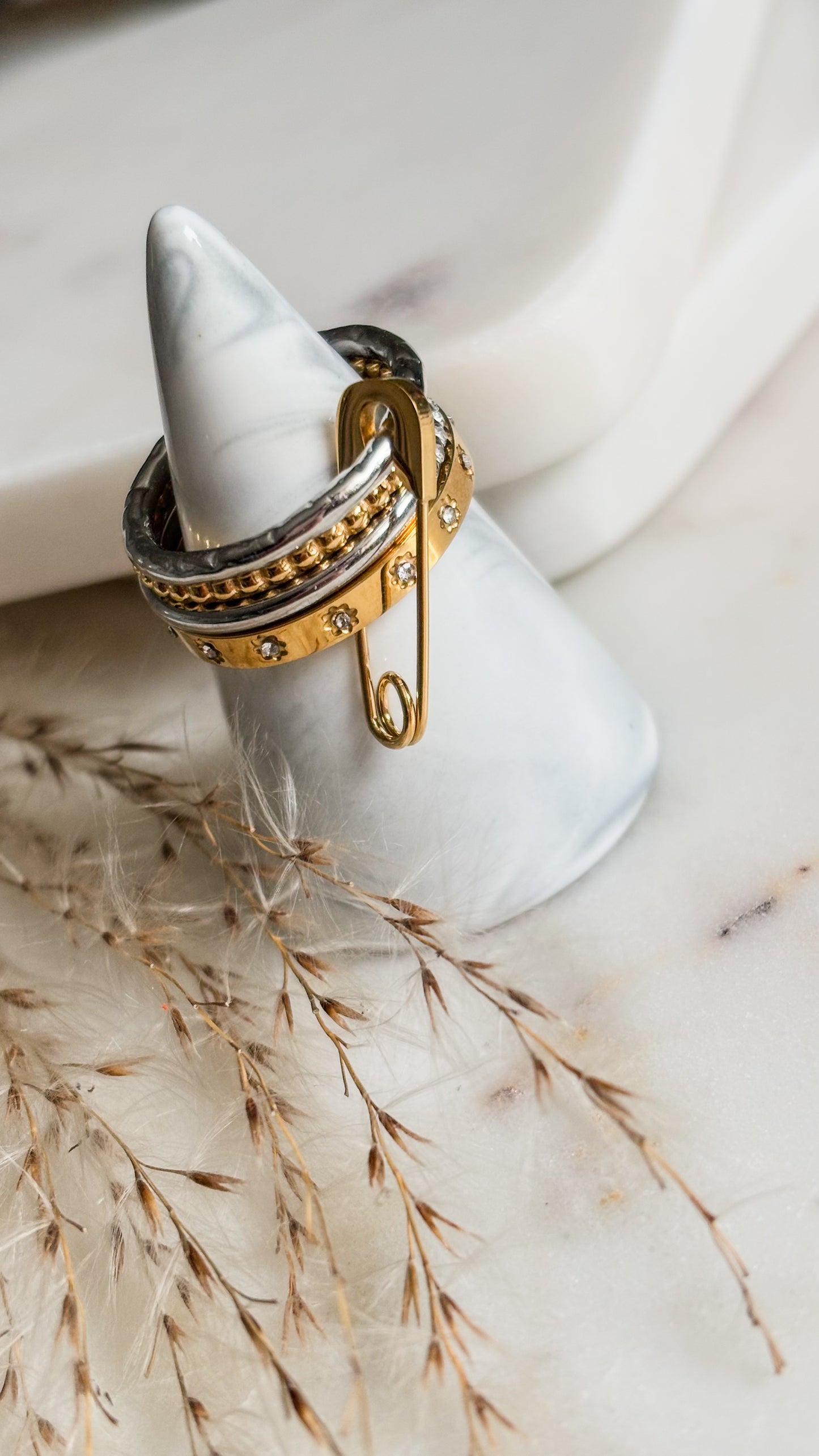 Elaria Ring