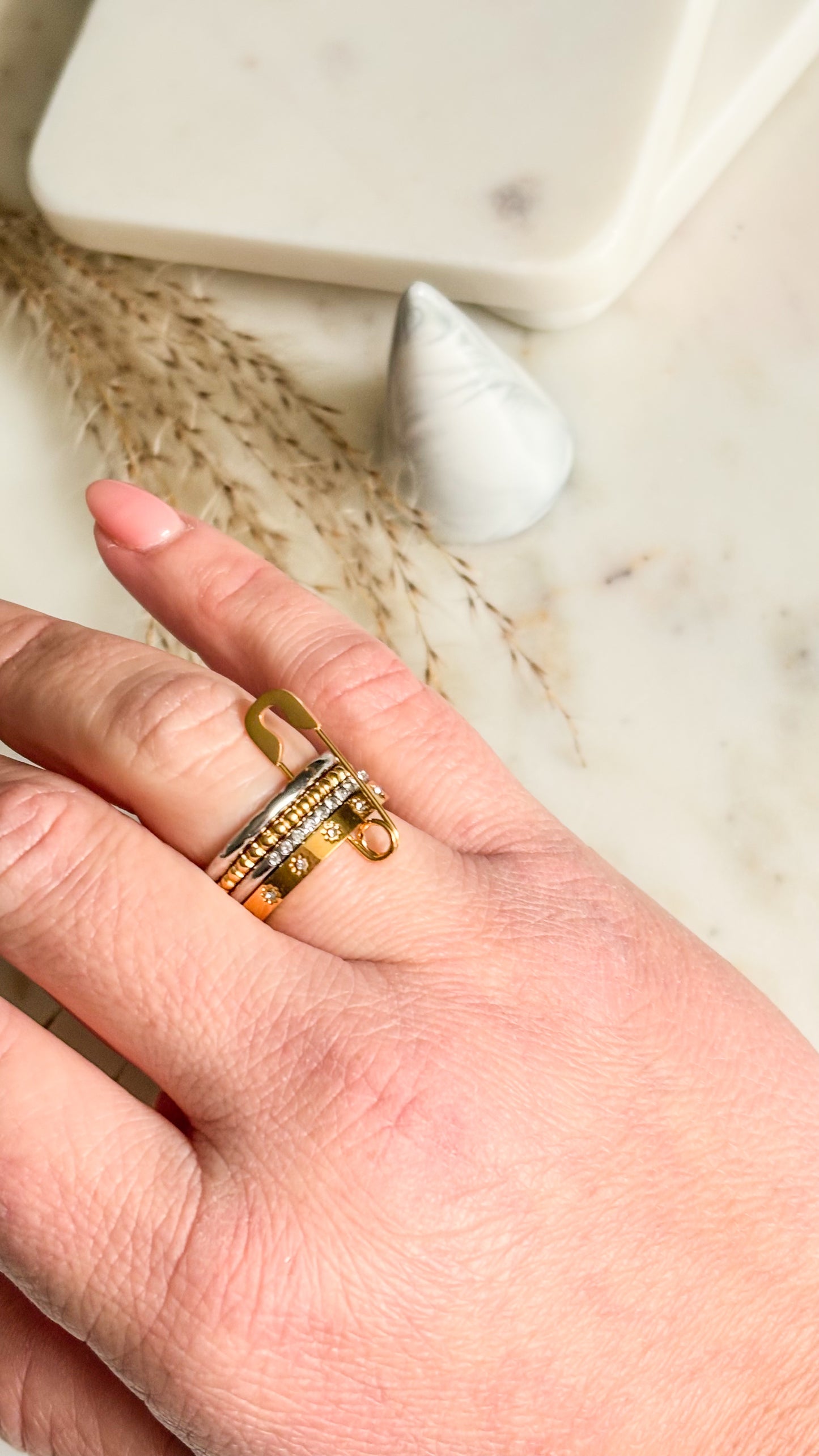 Elaria Ring