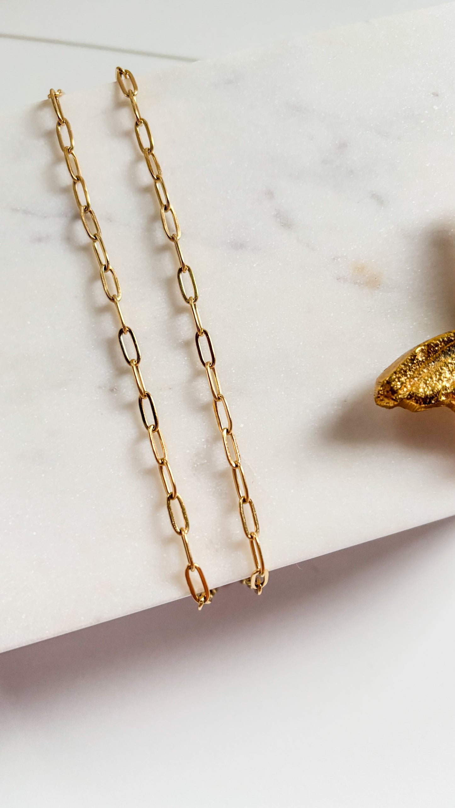 Paperclip Short Necklace