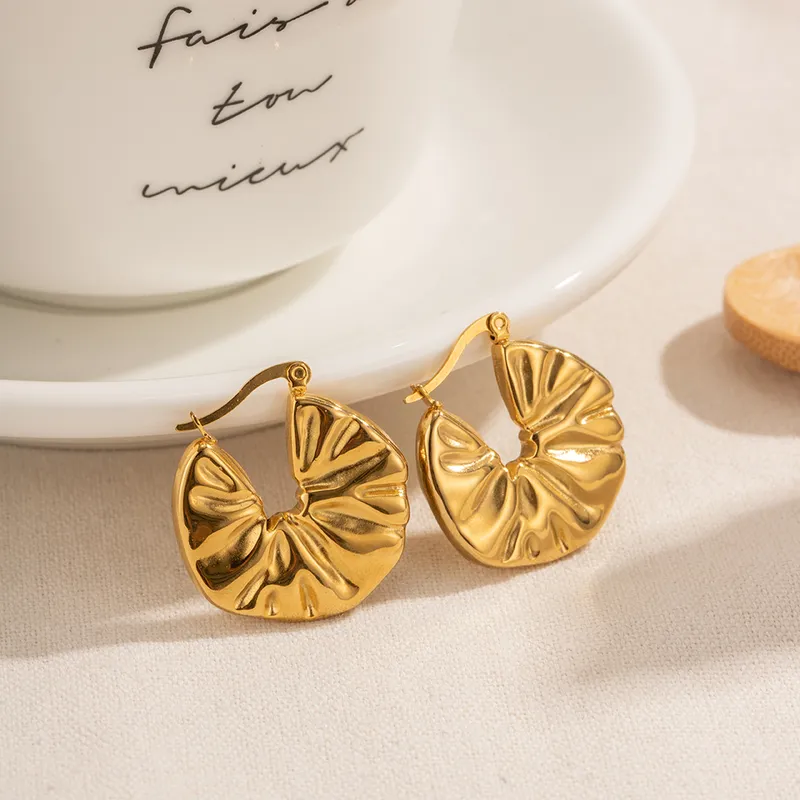 Esmeralda Gold Earrings